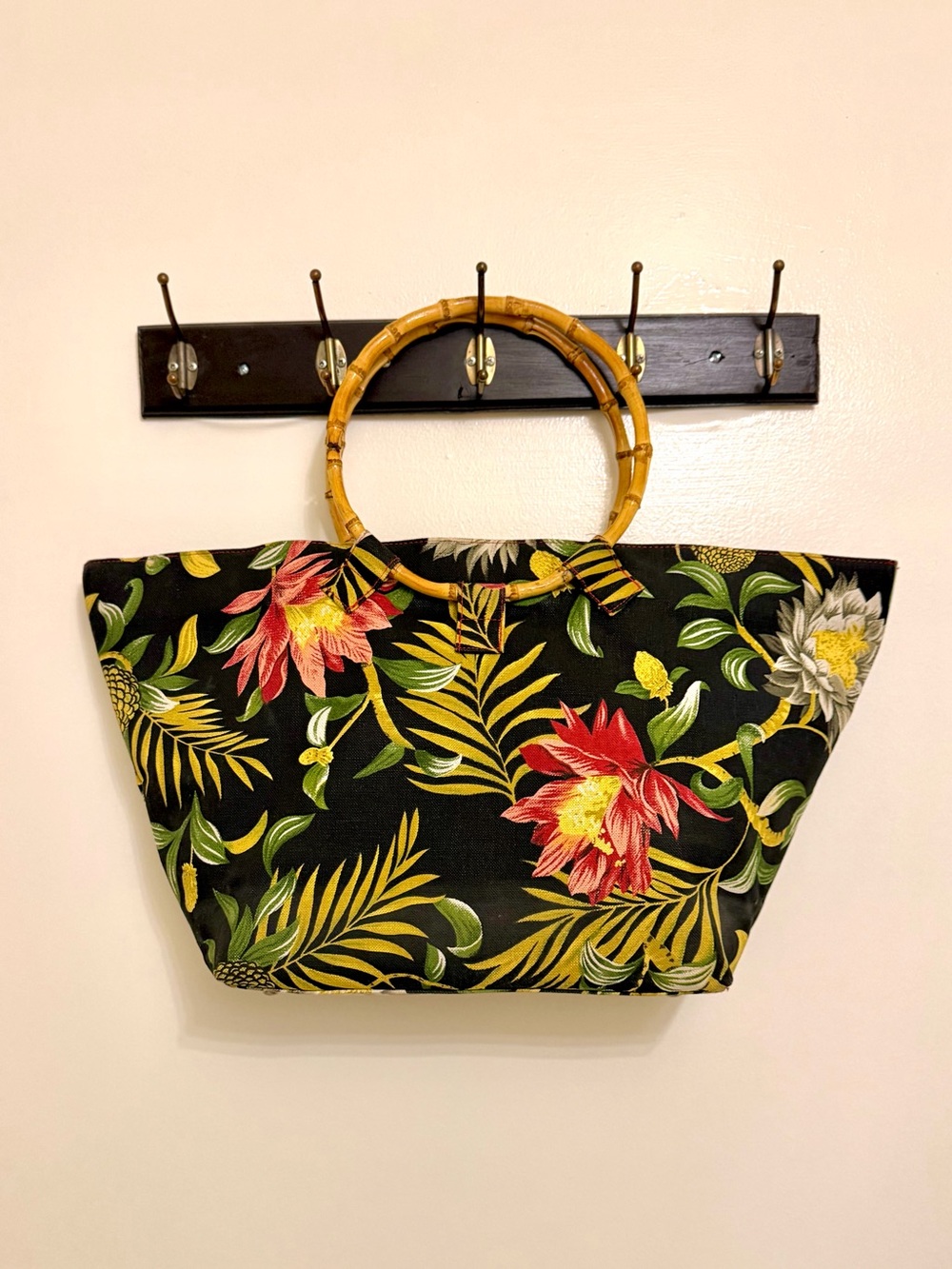 Bagalous Tropical Floral Bamboo Tote Bag w/ Bamboo Handles - Picture 7 of 7
